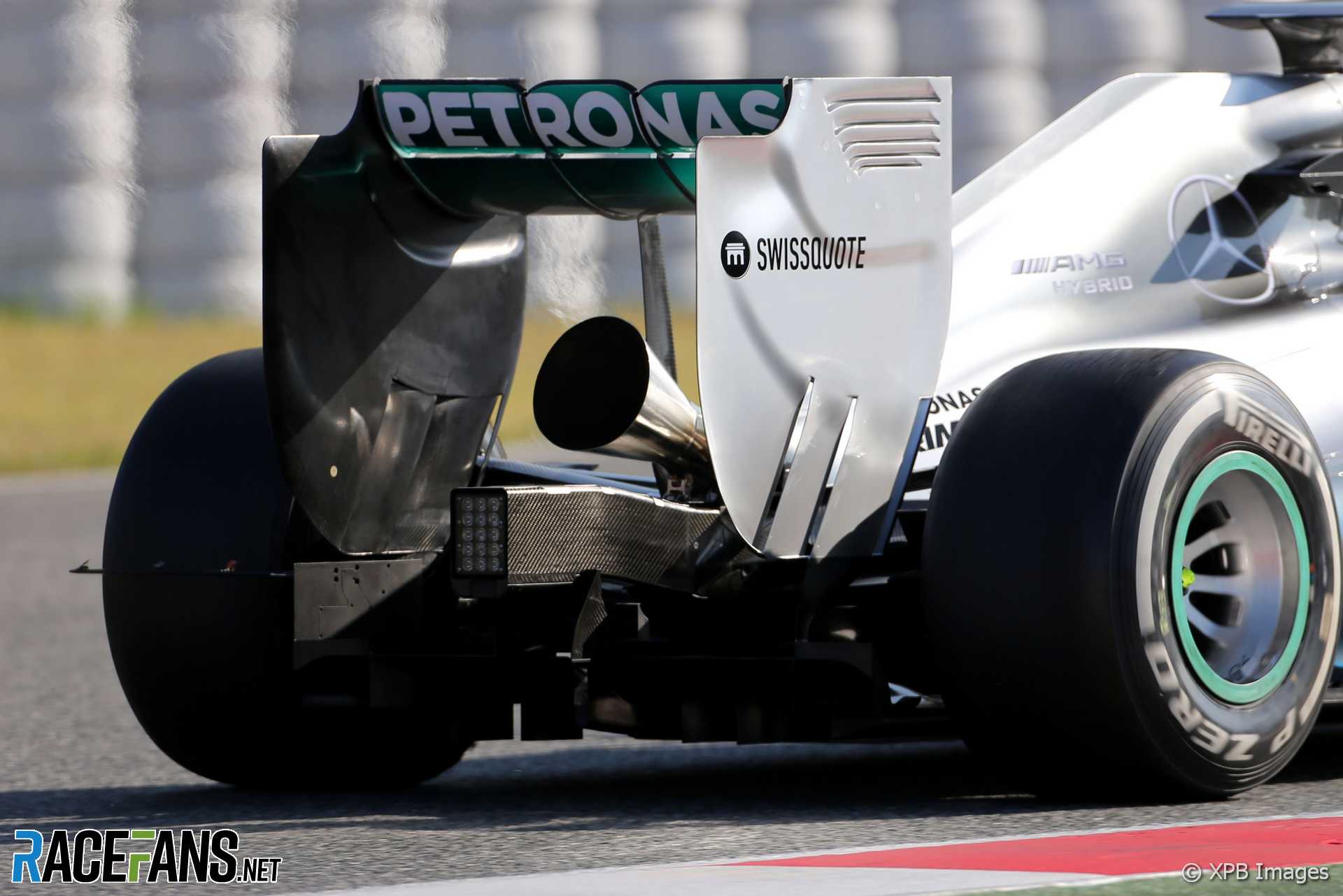 F1 V8 Engines Sound Better, Heres Why! (Simple Reasons for That Awesome F1 Sound)