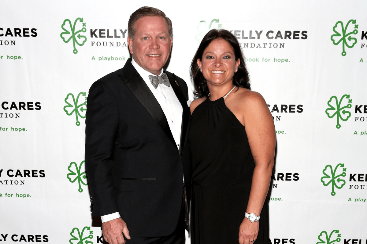Paqui Kelly: Whats Her Story? Get the Latest Updates!