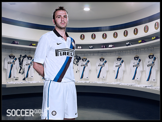 Inter 11/12 Away Kit: What Did It Look Like? (A Fans Guide to Inter Milan Away Jerseys)