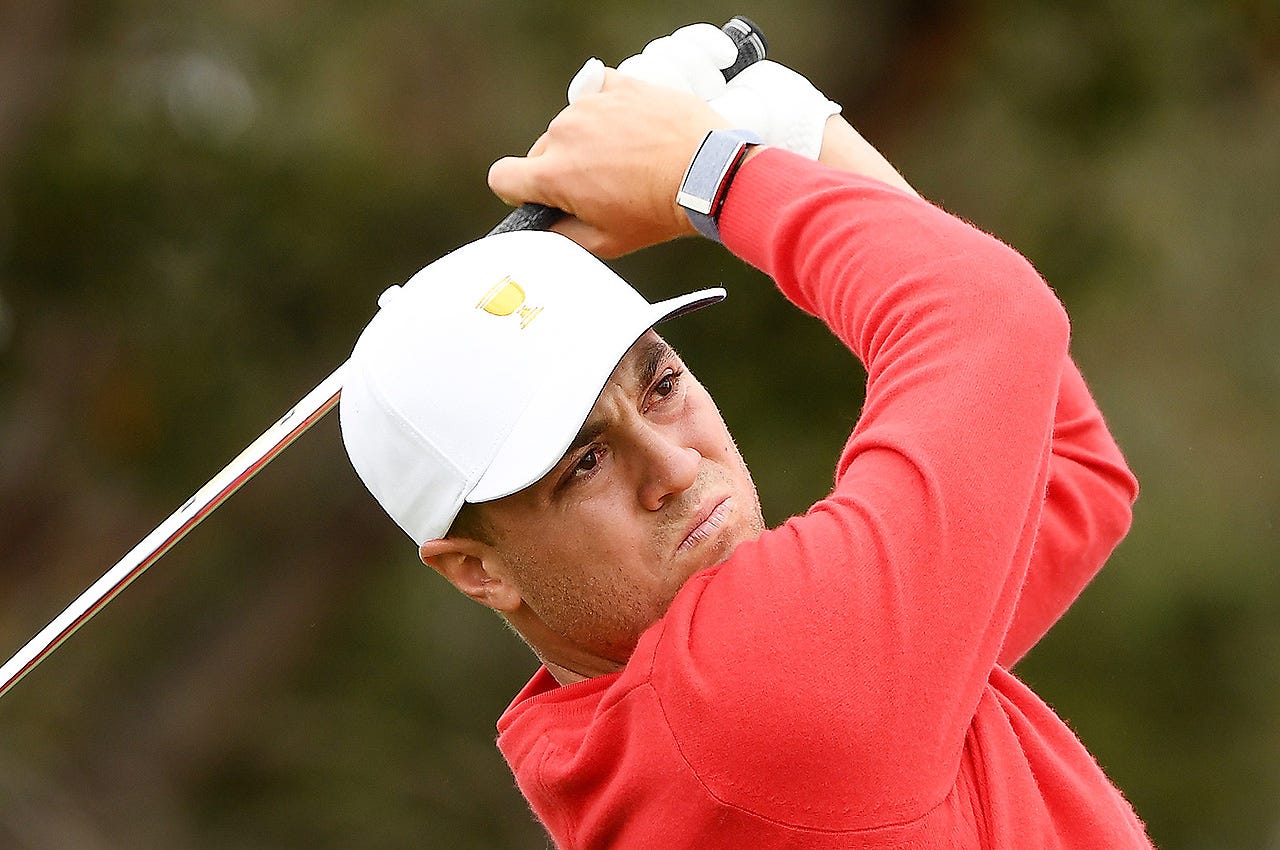 Why Justin Thomas Wears an Arm Band (Easy Explanation for Beginners)