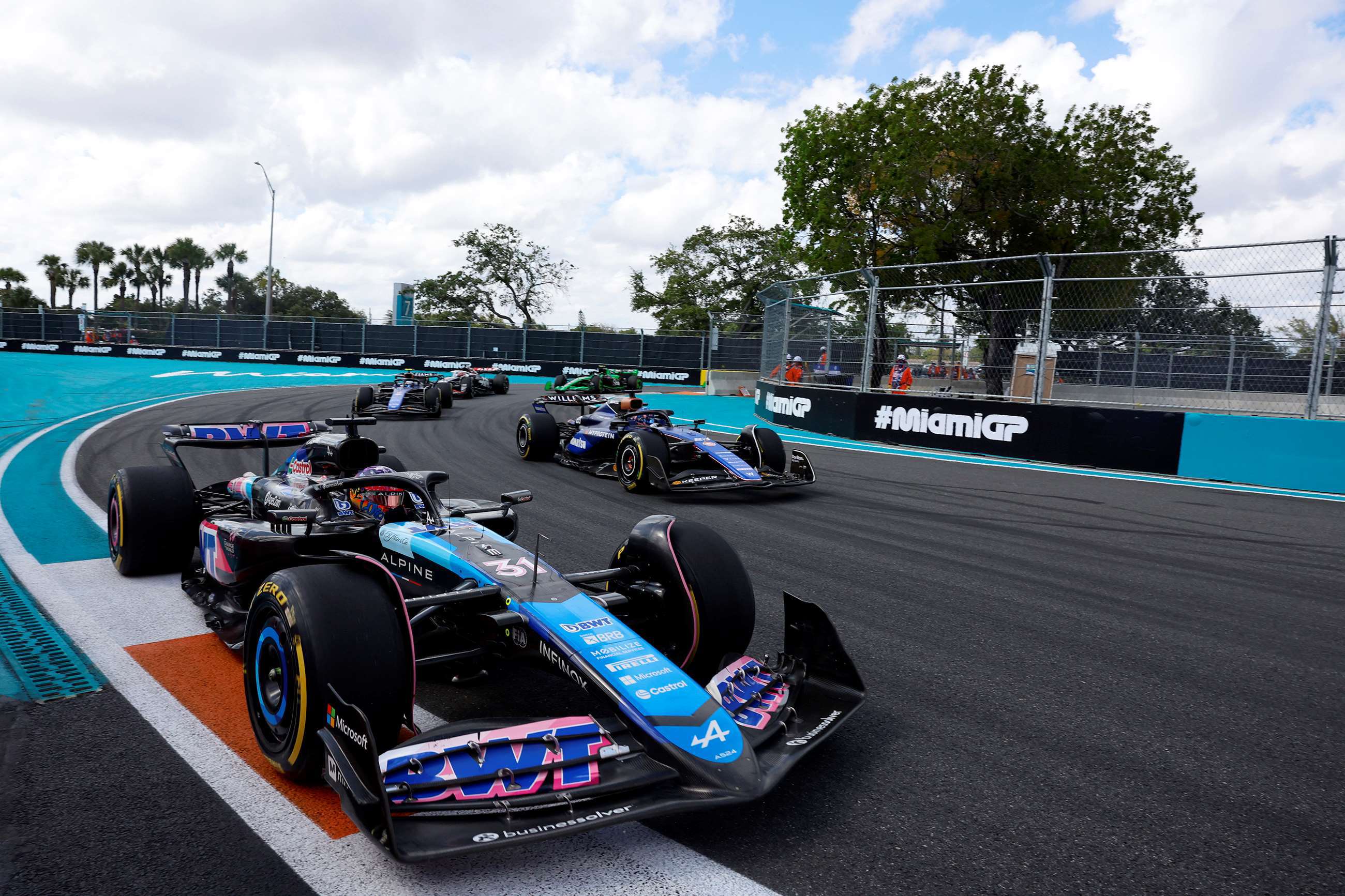 Does the F1 V8 Engine Sound Make People Love the Sport?