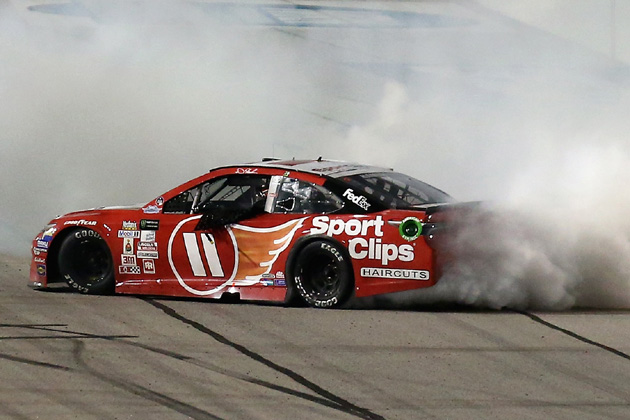 Denny Hamlin 2017 Bojangles Southern 500 Win (Relive the Race Highlights!)