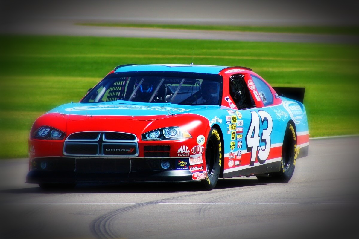 Richard Petty Cars For Sale: Find Your Dream NASCAR Ride!