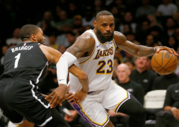 Warriors vs Suns Feb 10 fan cam archive Where to find the best moments of the game with fans?