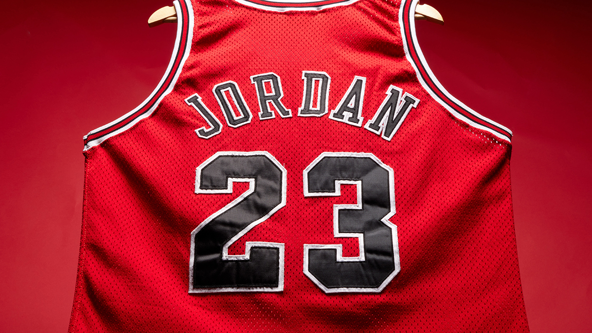 Get Your Michael Jordan Baseball Jersey: Ultimate Fan Guide! (Tips & Where to Buy)