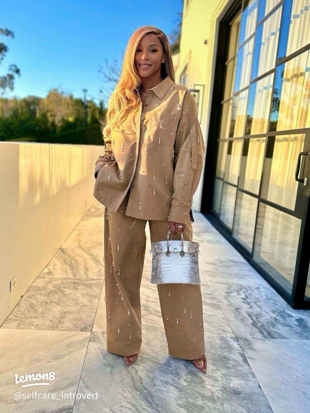 Savannah James Clothing Style Secrets: How to Dress Like Her (Top Tips)