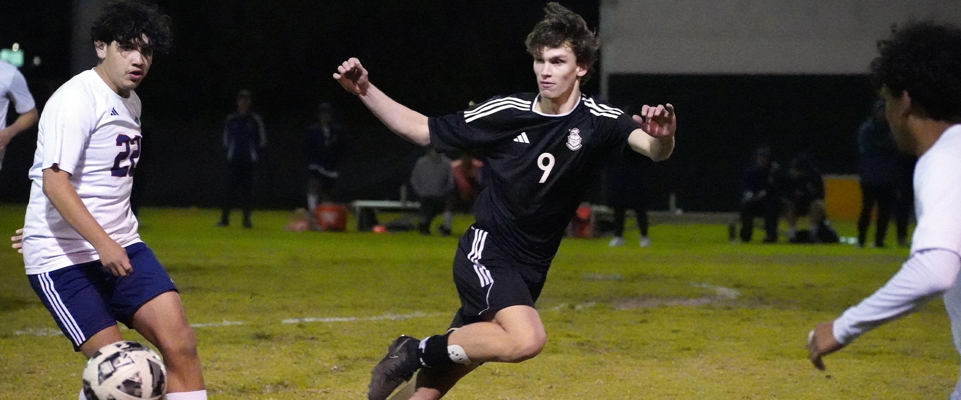 Bishop Montgomery Soccer: What You Need To Know All About the Amazing High School Teams! (training schedule and tips )