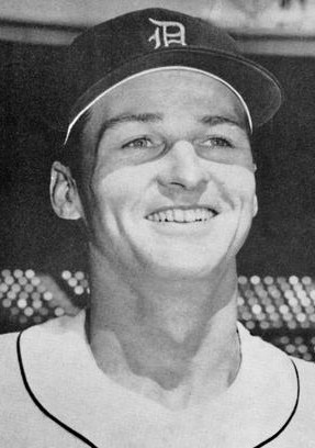 Which teams did Frank Bolling play on? Discover his baseball journey with the Detroit Tigers and Braves.