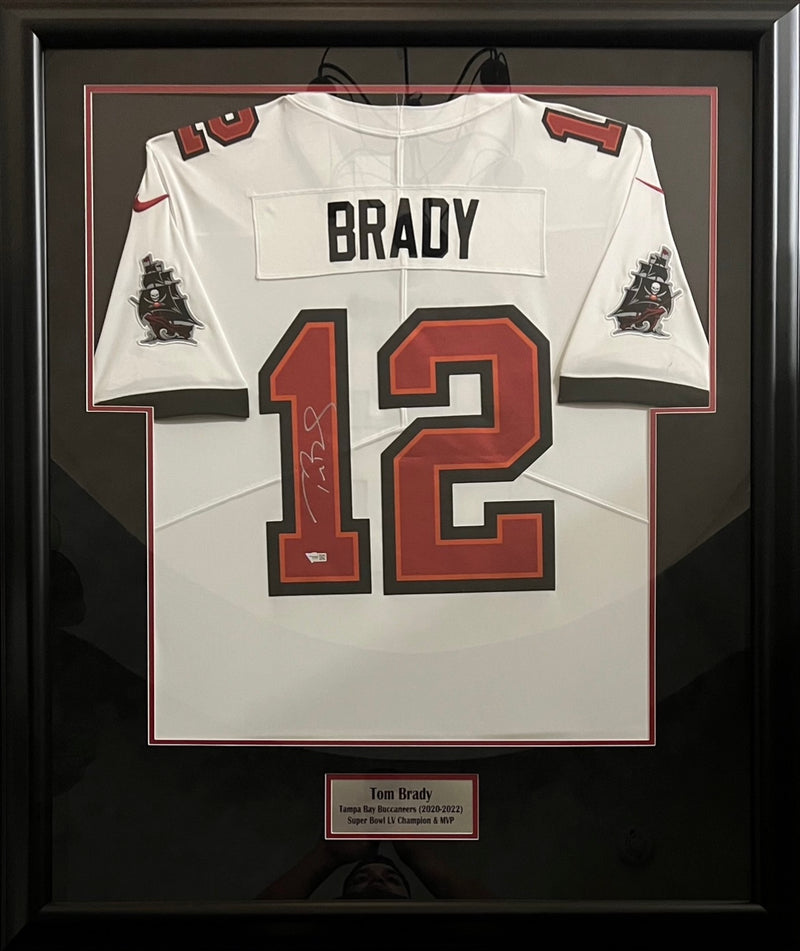 Get Your Tom Brady Signed Jersey: Authentic Collectibles Guide!