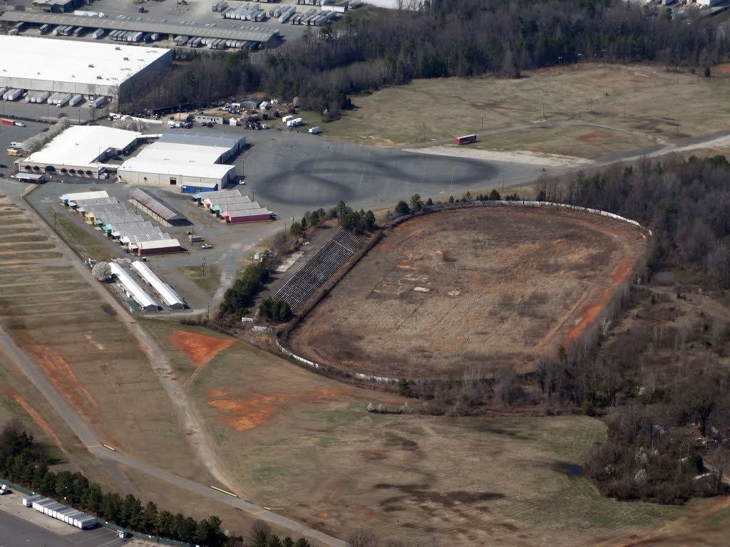 Where exactly was Metrolina Speedway located in Charlotte? Explore the history of this iconic racing venue.