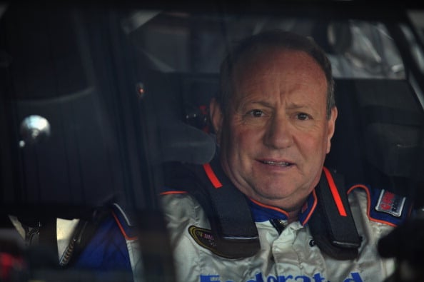 How much is Ken Schrader net worth today? Discover the latest figures for the racing star.