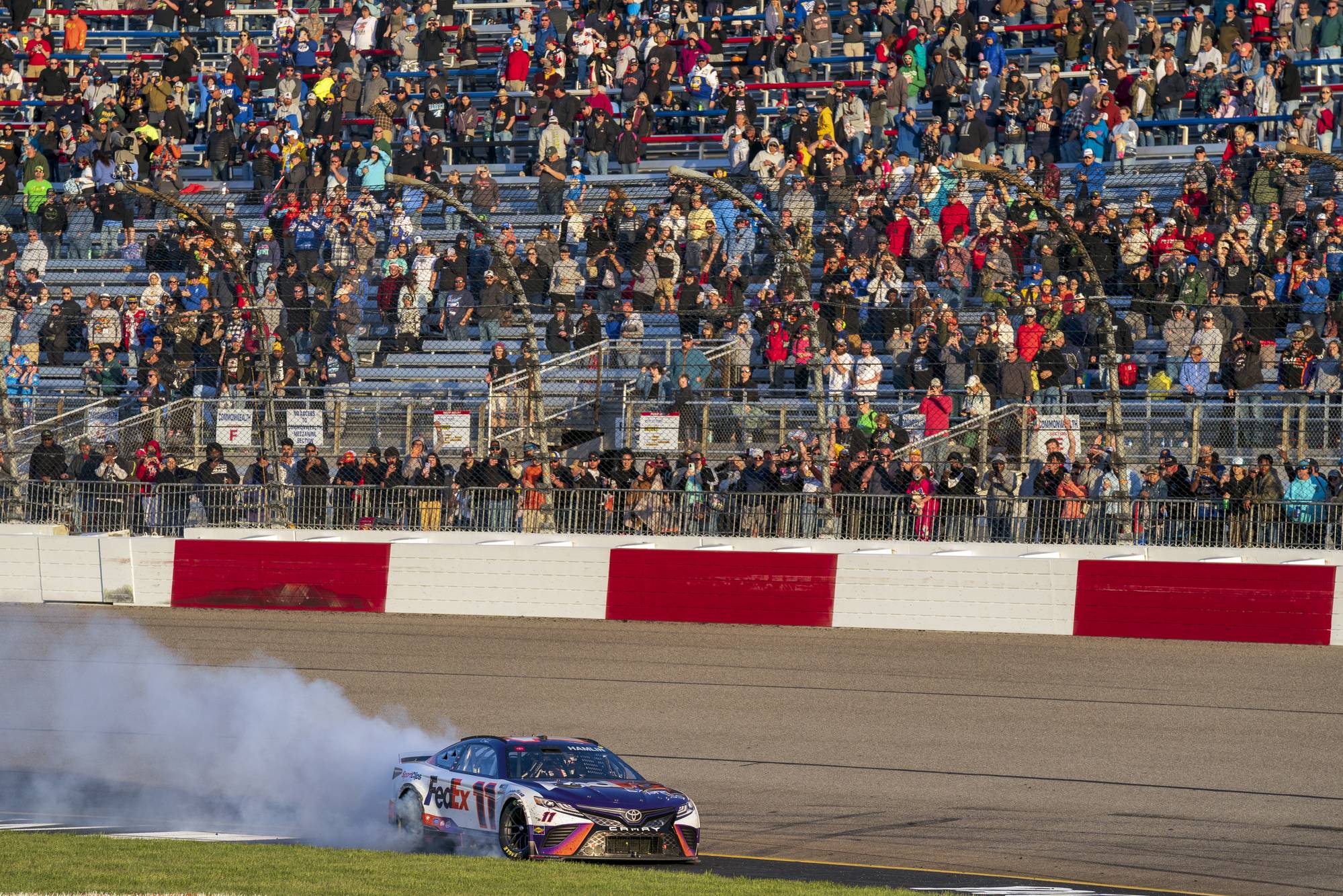 What are the best seating options for nascar ally 400 tickets? Discover which seats offer the greatest views of the track action.