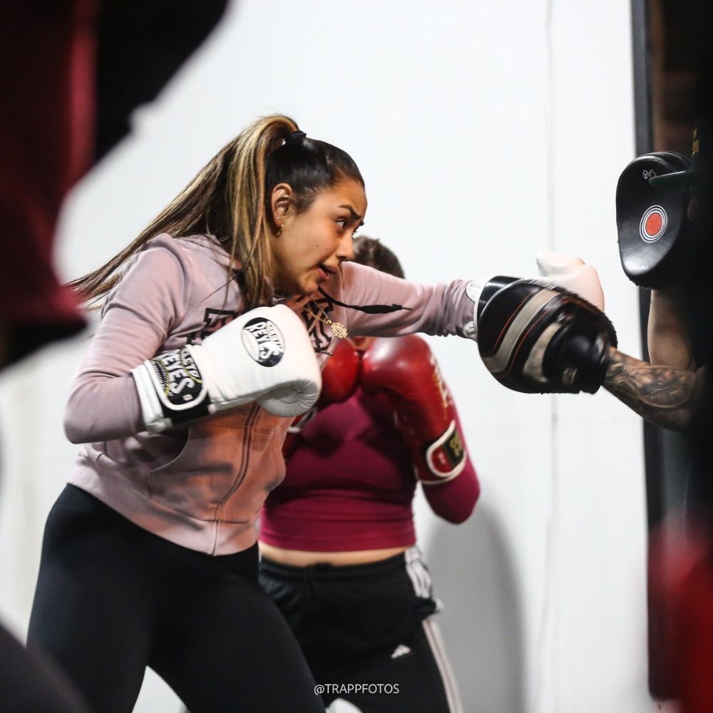 Are there beginner friendly womens boxing classes near me? Start your exciting fitness journey right now!