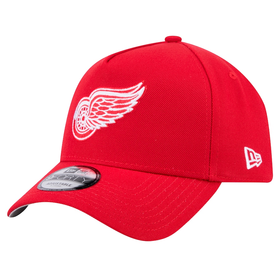 What makes a high quality red wings hat? Learn the key features to look for right here!